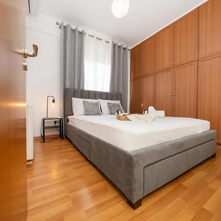 2 Bedroom Flat Lägenhet *