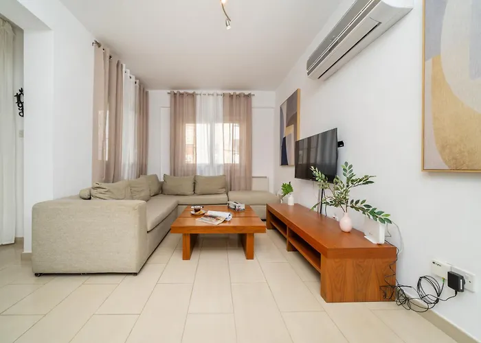 Lägenhet 2 Bedroom Flat Strovolos
