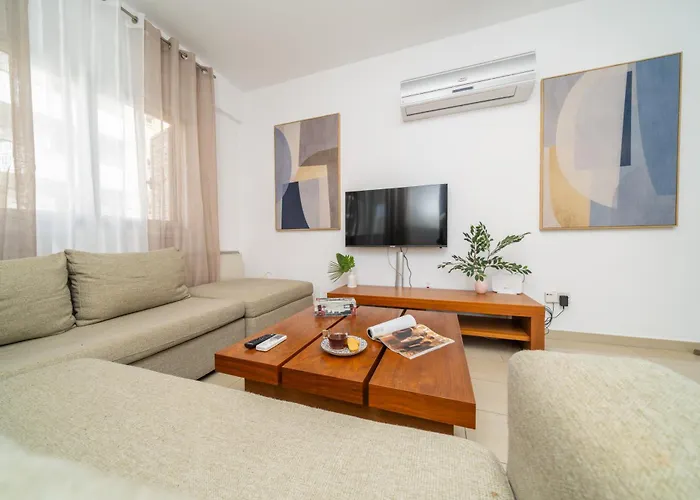 Apartment 2 Bedroom Flat