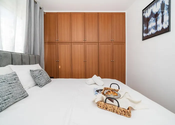 Apartment 2 Bedroom Flat Strovolos